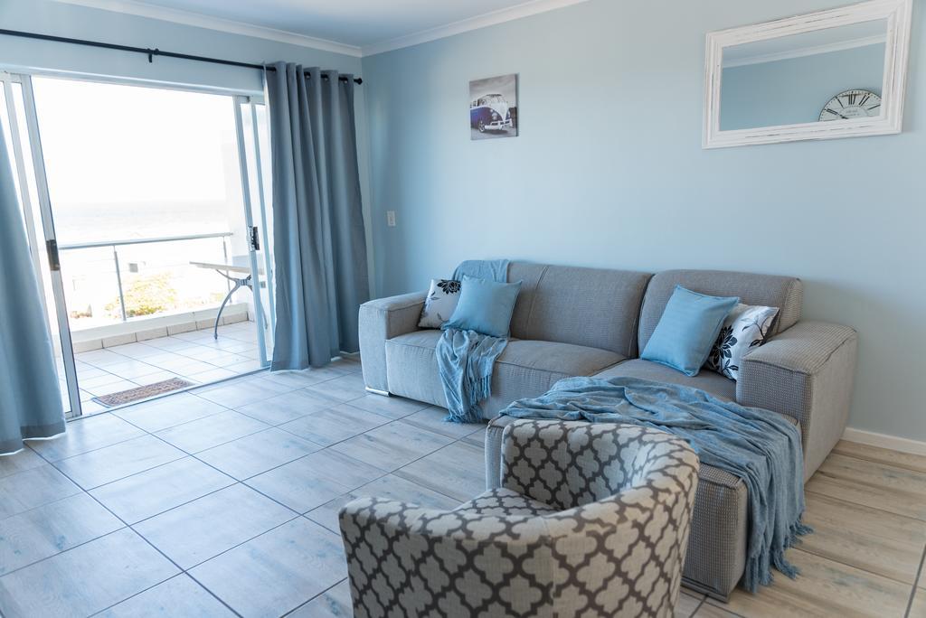 Whale View Self Catering Apartment Hermanus Buitenkant foto